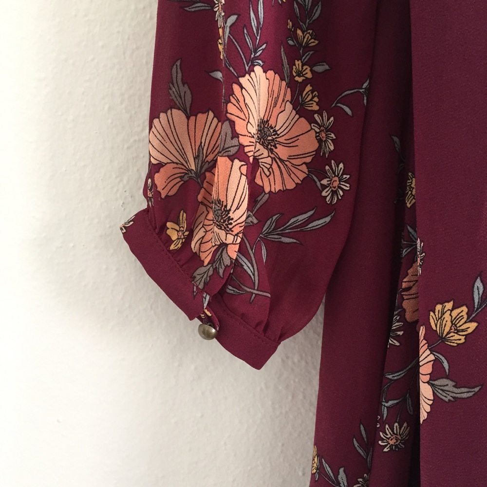 🛑Beautiful long sleeve flowy chiffon dress. - Picture 7 of 7